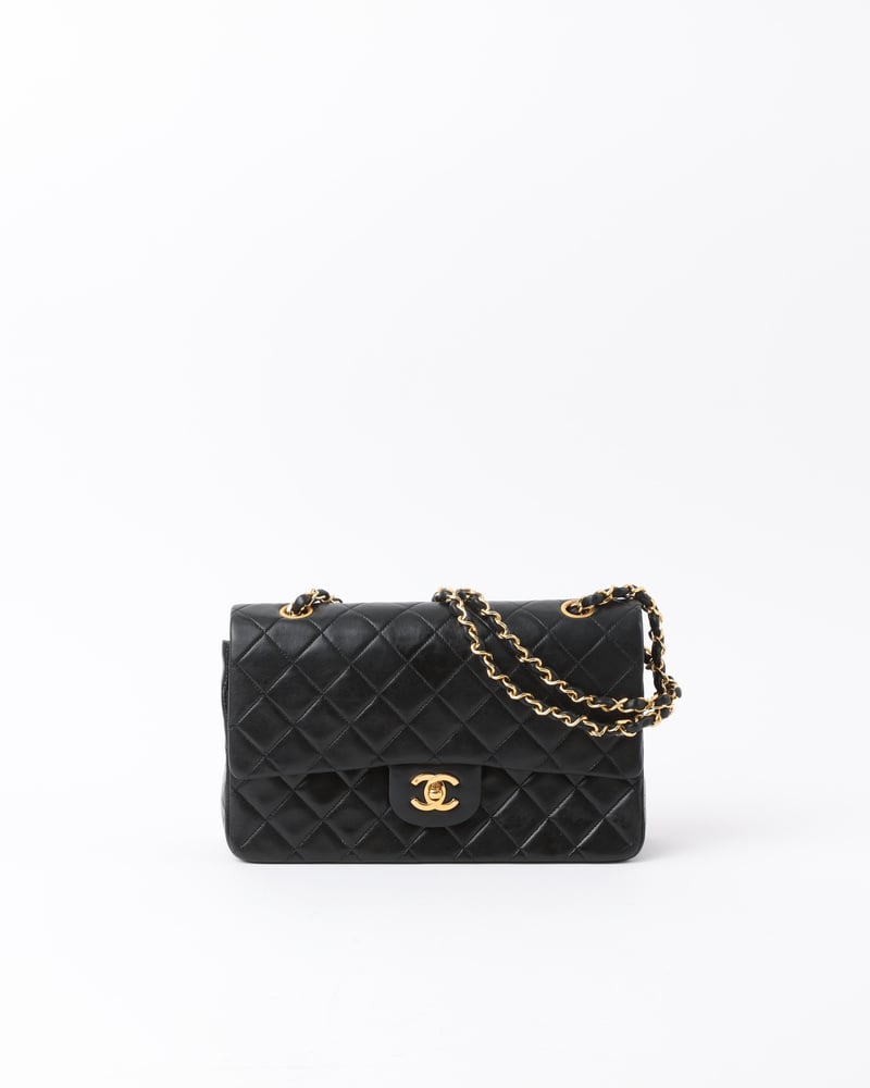 CHANEL Classic Medium Double Flap Bag