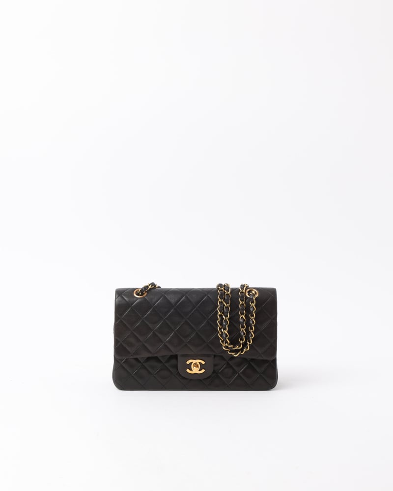 CHANEL Classic Medium Double Flap Bag