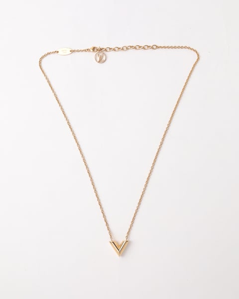 LOUIS VUITTON V Necklace