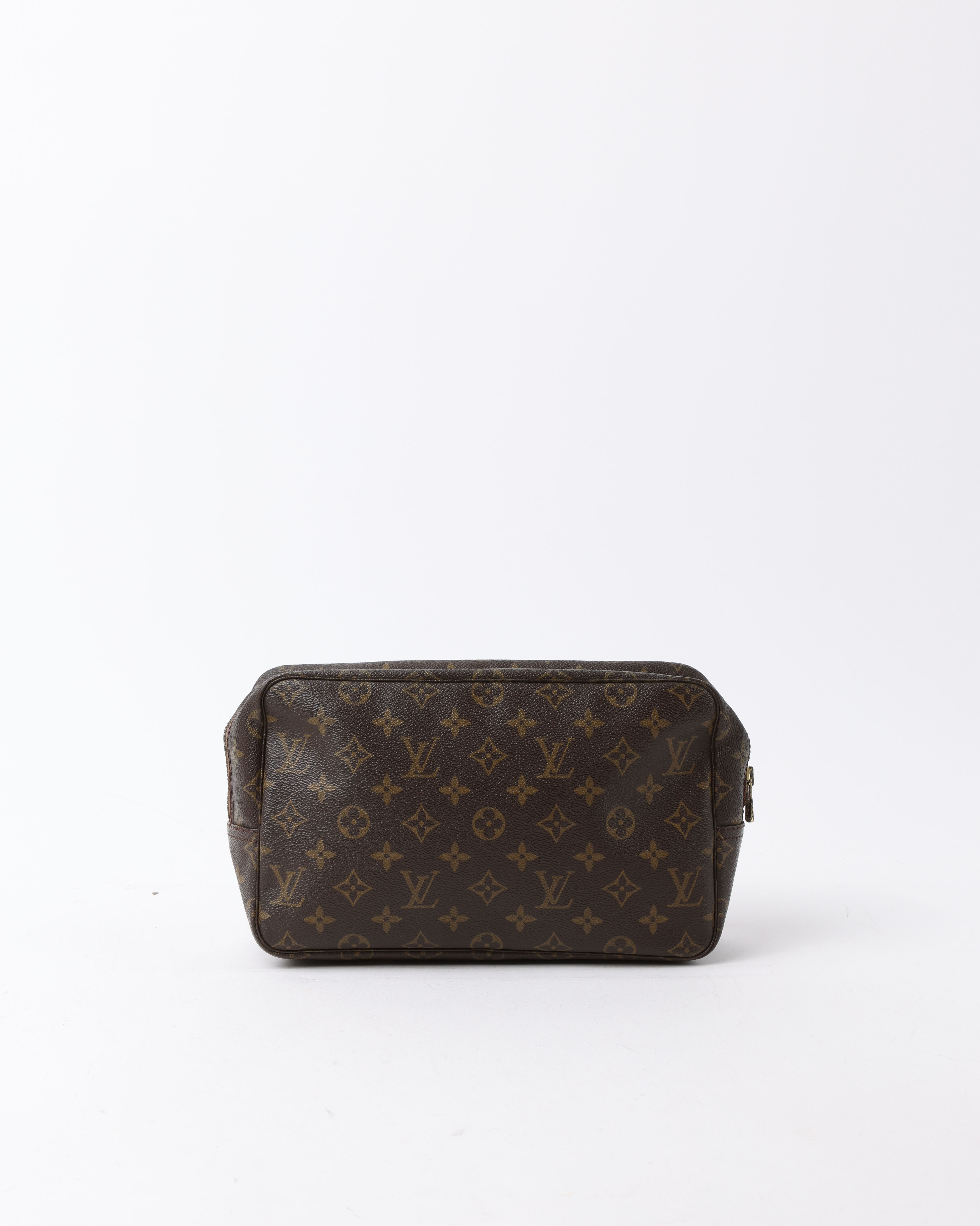 LOUIS VUITTON Trousse Toilette 28 Bag