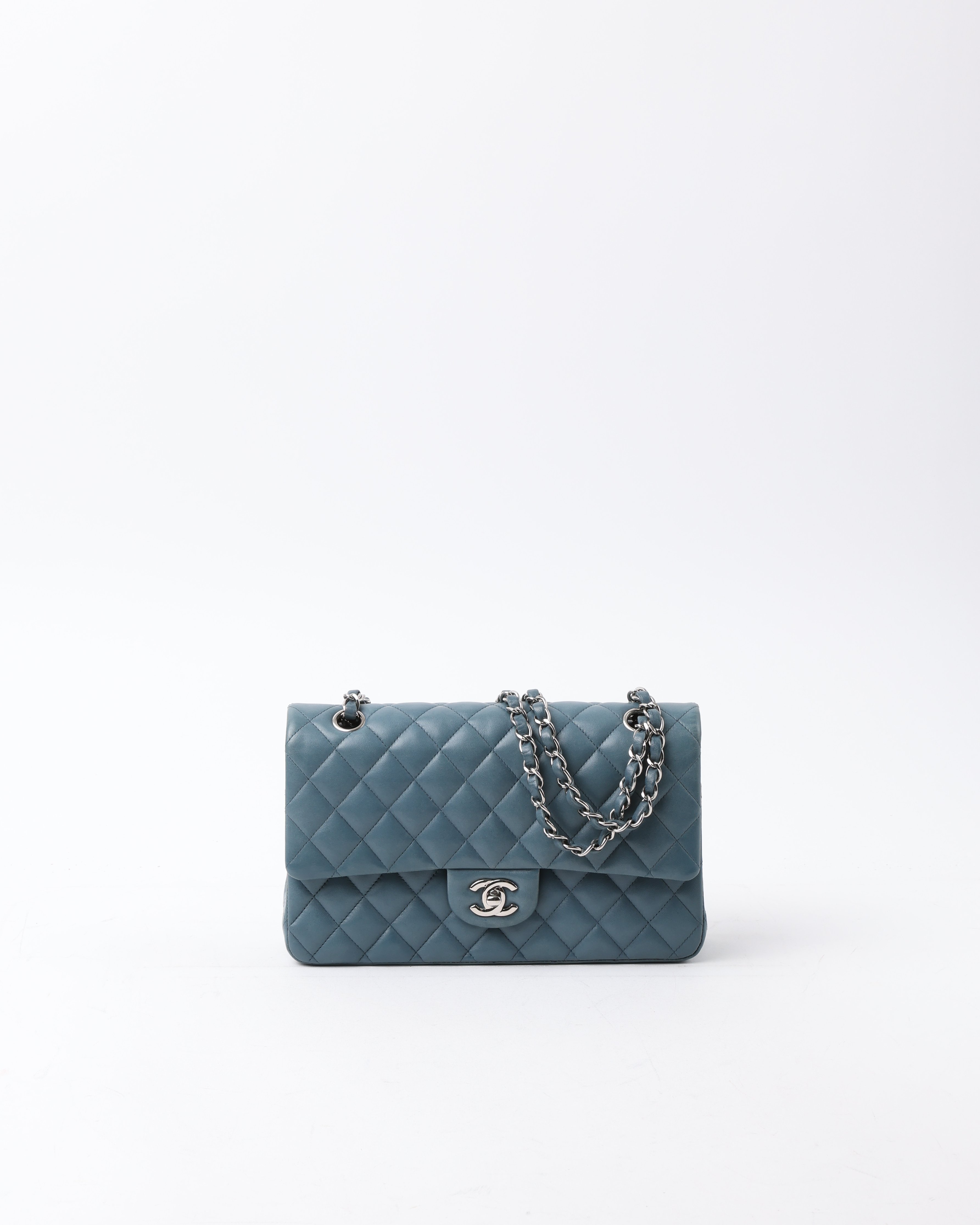 CHANEL Classic Medium Double Flap Bag