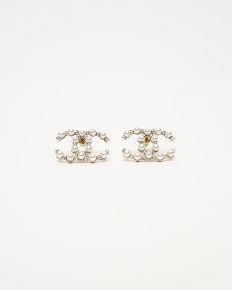 CHANEL CC Rhinestones and Pearls Earrings