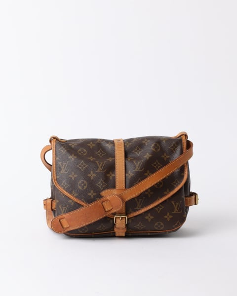 LOUIS VUITTON Saumur 30 Bag