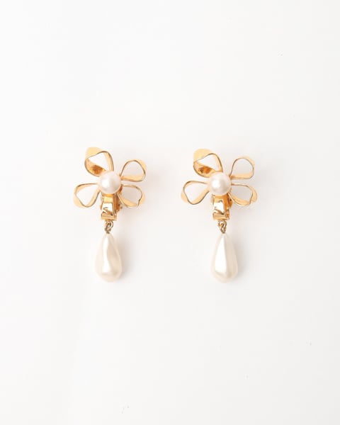 CHANEL Flower Pearl Drop Clip-on Earrings