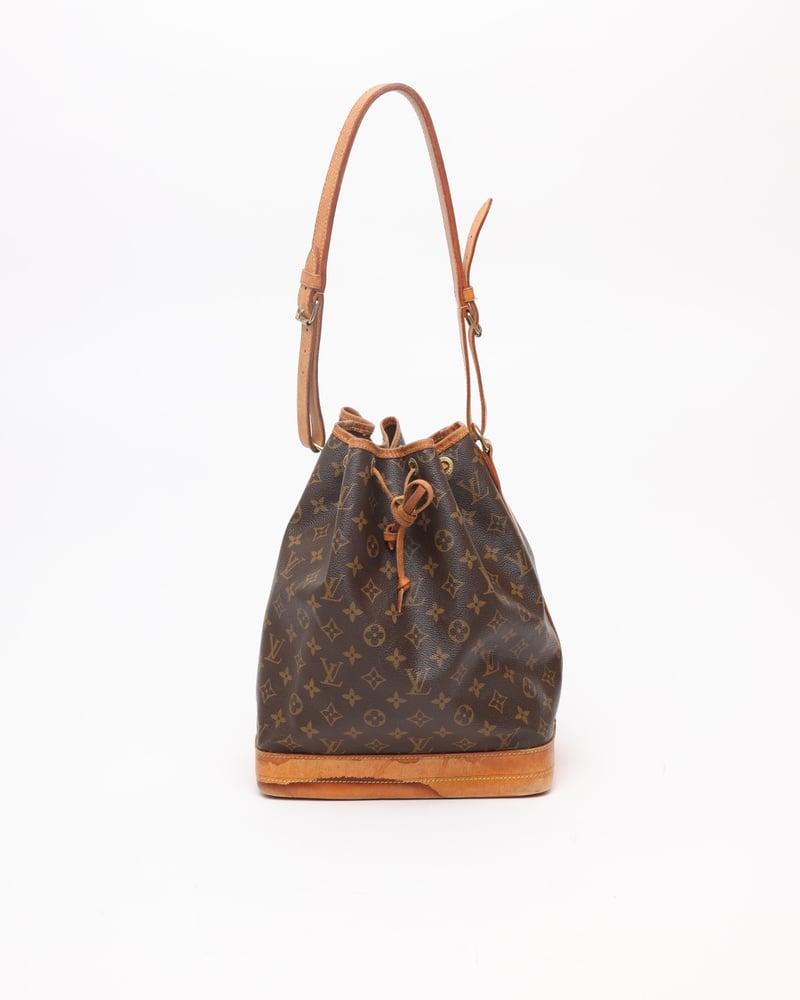 LOUIS VUITTON Monogram Noe GM Bag