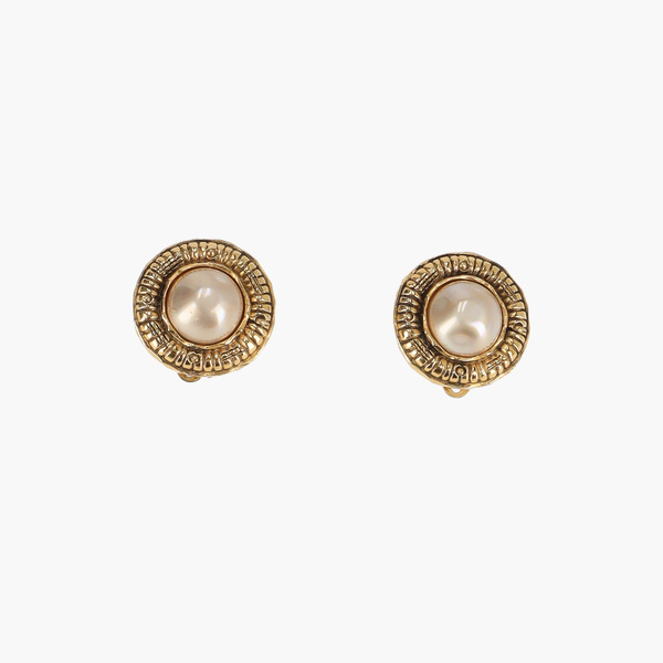 CHANEL Pearl Clip On Earrings