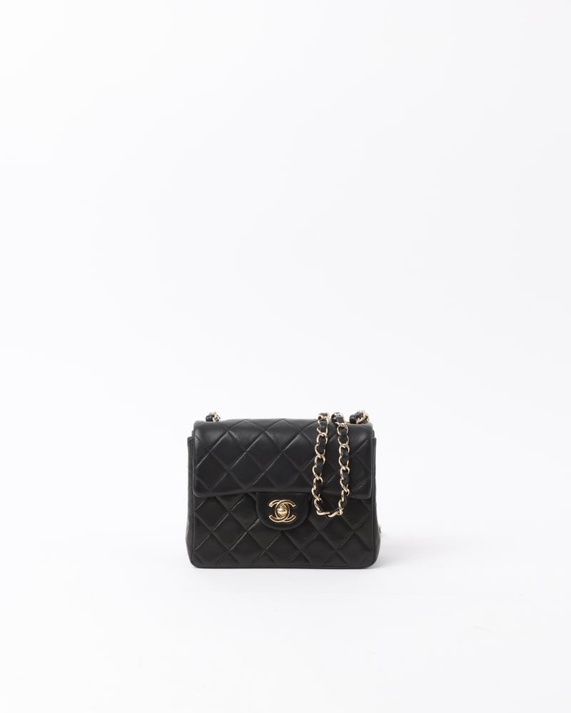 CHANEL Classic Single Flap Bag