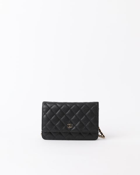 CHANEL Caviar Wallet On Chain Bag