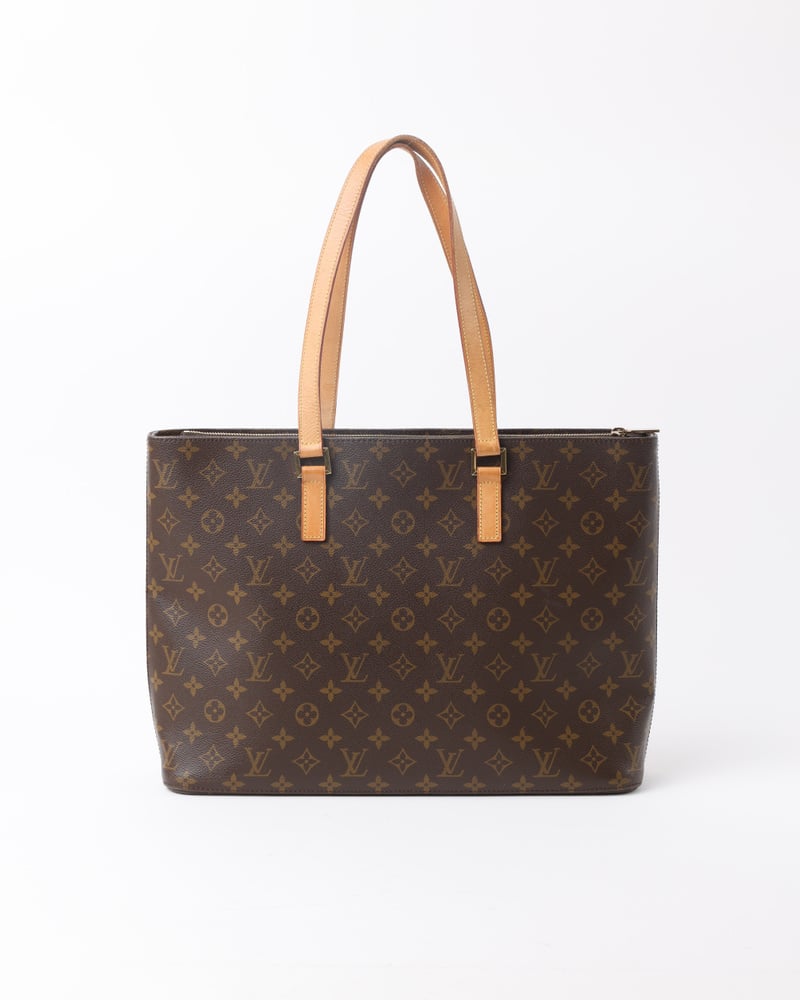 LOUIS VUITTON Monogram Luco Bag