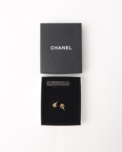 CHANEL Camelia Gold-toned Earrings