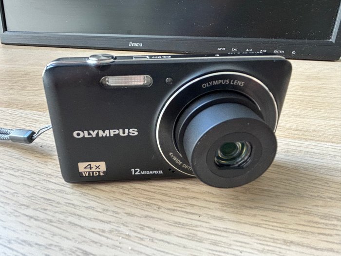 Olympus, FujiFilm D-700, FinePix J37 Digitalkamera