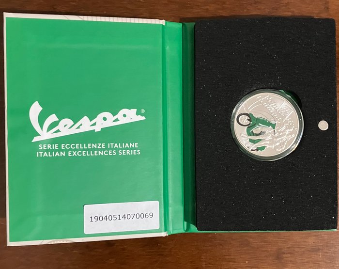 Italien. 5 Euro 2019 "Vespa" - Green Version