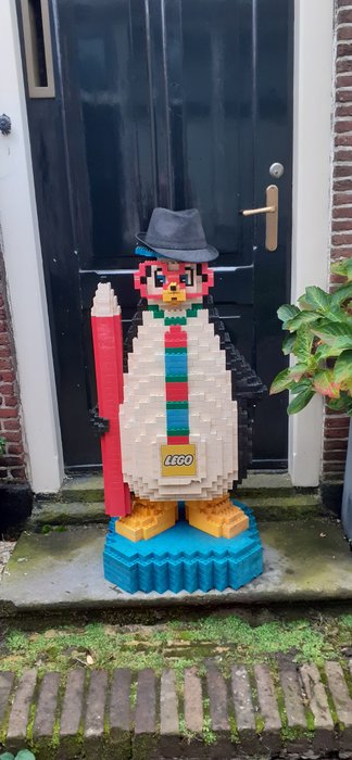 "ZELDZAAM ". enorm grote LEGO PINGUIN,[1978]. Merchandise figur - Plast - 1978