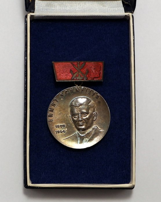 Tyskland (DDR) - Militærmedalje - Sølv Ernst Schneller-medalje