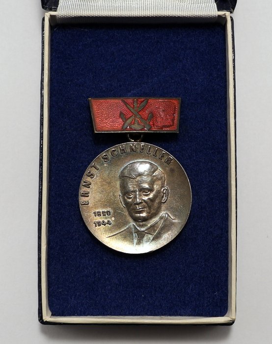 Tyskland (DDR) - Militærmedalje - Sølv Ernst Schneller-medalje