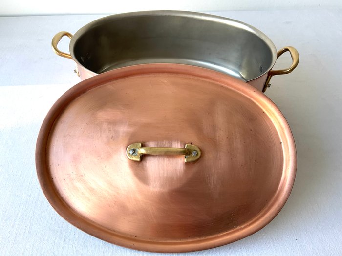 Unicorn / Eenhoorn , grote professionele roodkoperen kookpot met RVS binnenkant en bronzen oren - Gryde - ideel til tilberedning af gryderetter, stege, bouillon, suppe,...