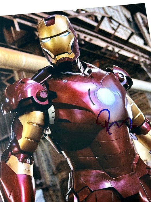 Robert Downey Jr (Tony Stark) - Authentic Autographed Photo from "Iron Man" - Autograph with COA