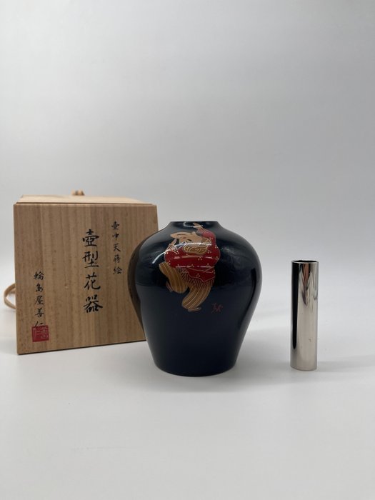 Ikebana vase - Wajima-lak-Kochuten (eventyrland) Maki-e potteformet vase - Japan - 壺中天蒔絵-壺型花器