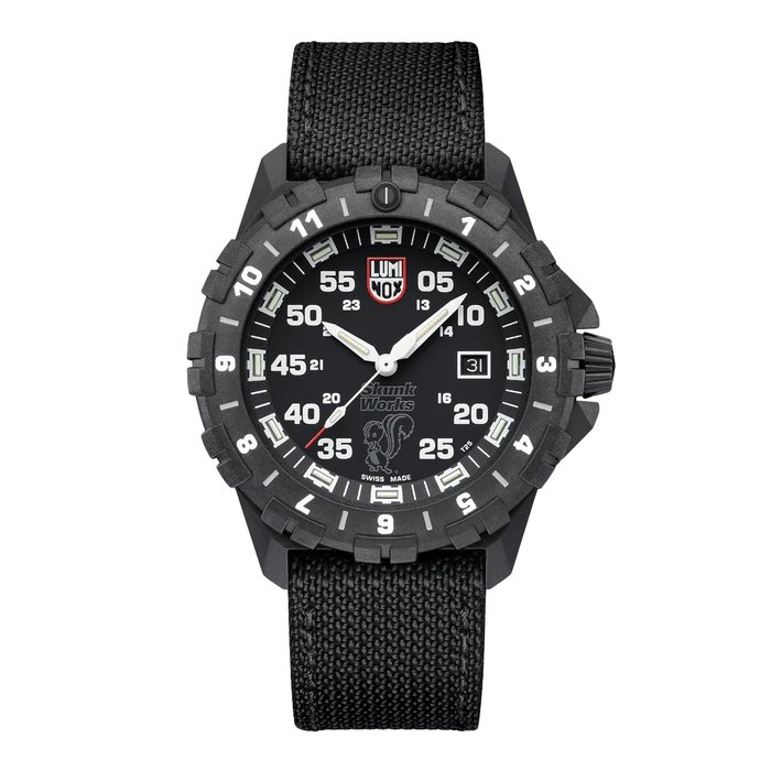 Luminox F117 Nighthawk Skunk Works  Heritage Pilotenuhr XA.6442.H.SET 44mm - XA.6442.H.SET - Mænd - 2024