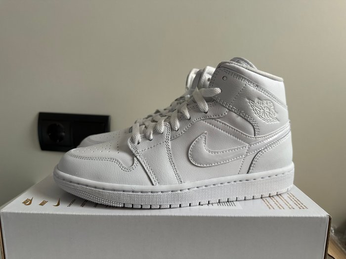 Air Jordan - Air Jordan 1 Mid - Sneakers - Størelse: EU 39