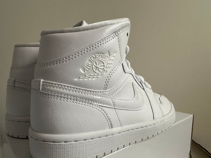 Air Jordan - Air Jordan 1 Mid - Sneakers - Størelse: EU 39