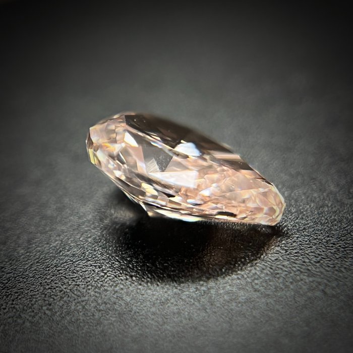 1 pcs Diamant - 0.29 ct - Pære - fancy pink brun - VVS2