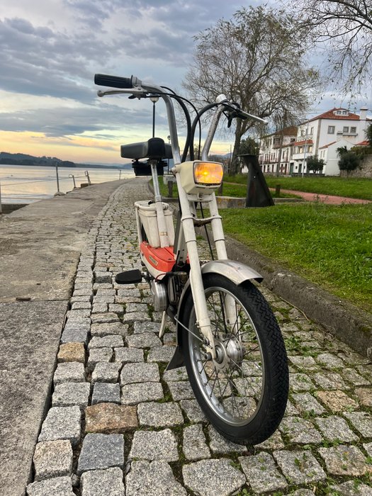 Peugeot - 102 - 49 cc - 1973