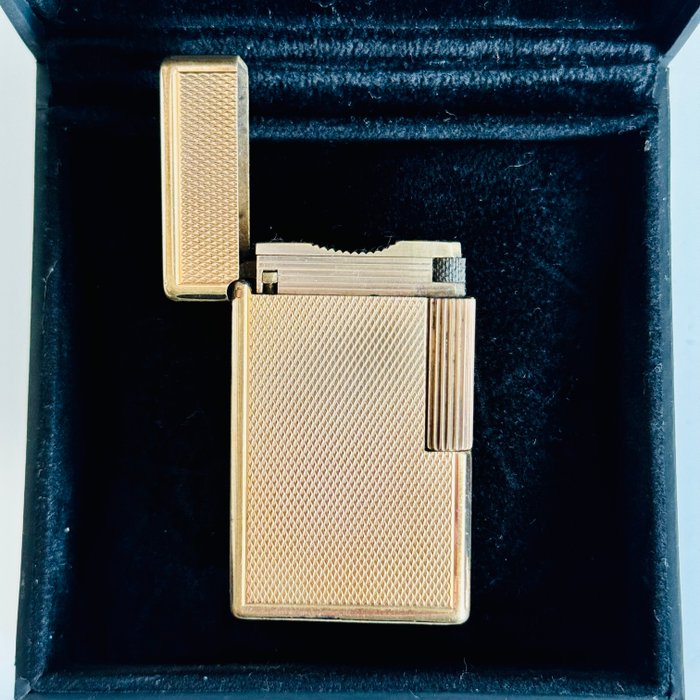 S.T. Dupont - Lighter - Forgyldt