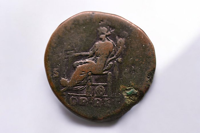 Romarriket. Commodus (AD 177-192). Sestertius Roma - Fortuna sentada  (Ingen mindstepris)