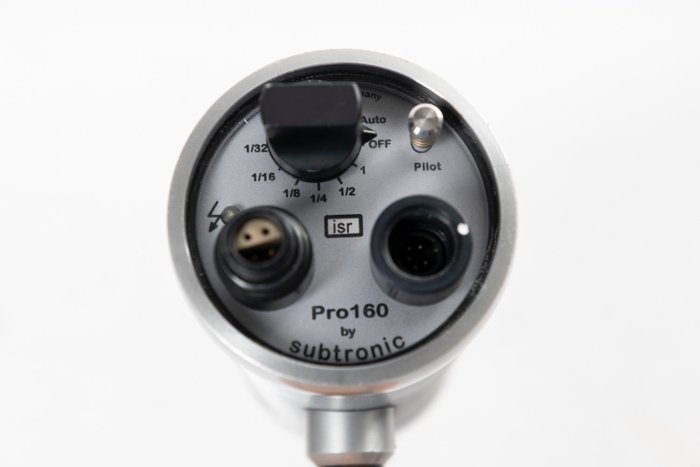 Subtronic Pro 160 underwater Blitz