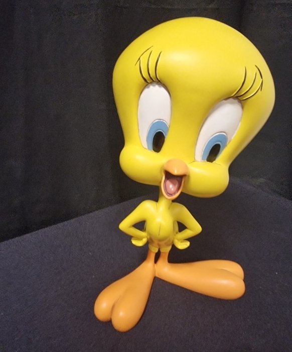 Warner Bros - Statuette - Tweety Classic  Figurine - Polyresin