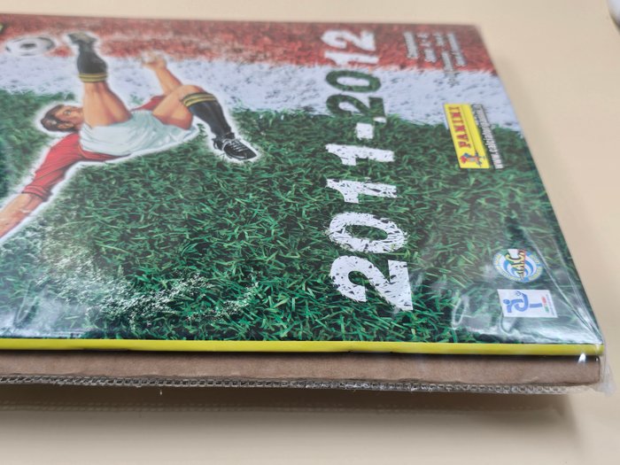 Panini - Calciatori 2011/12 con aggiornamenti - 1 Empty album + complete loose sticker set