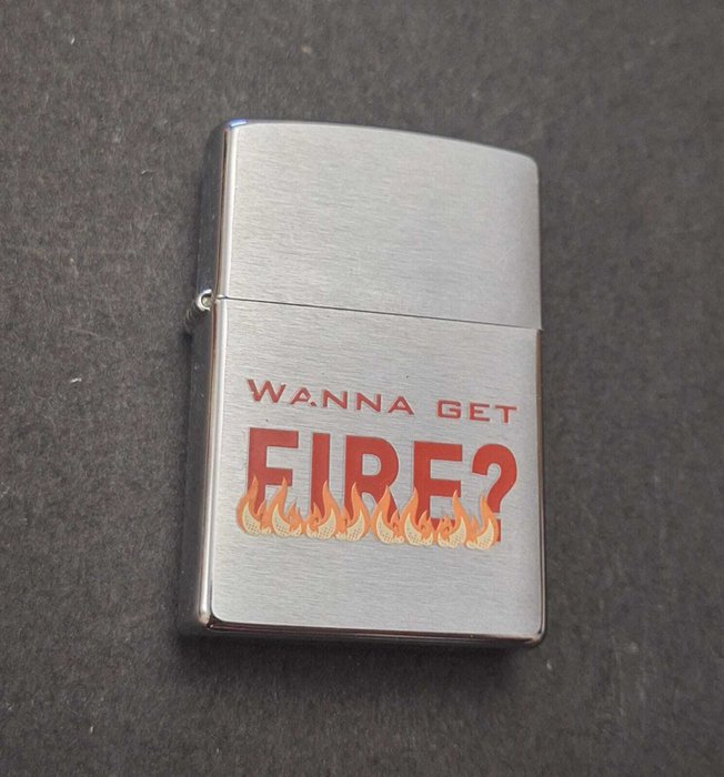 Zippo Wanna Get FIRE? Año 1999 Mes Junio - Lighter - Stål