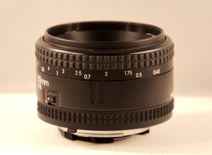 Nikon AF Nikkor 50 mm f/18 Prime objektiv