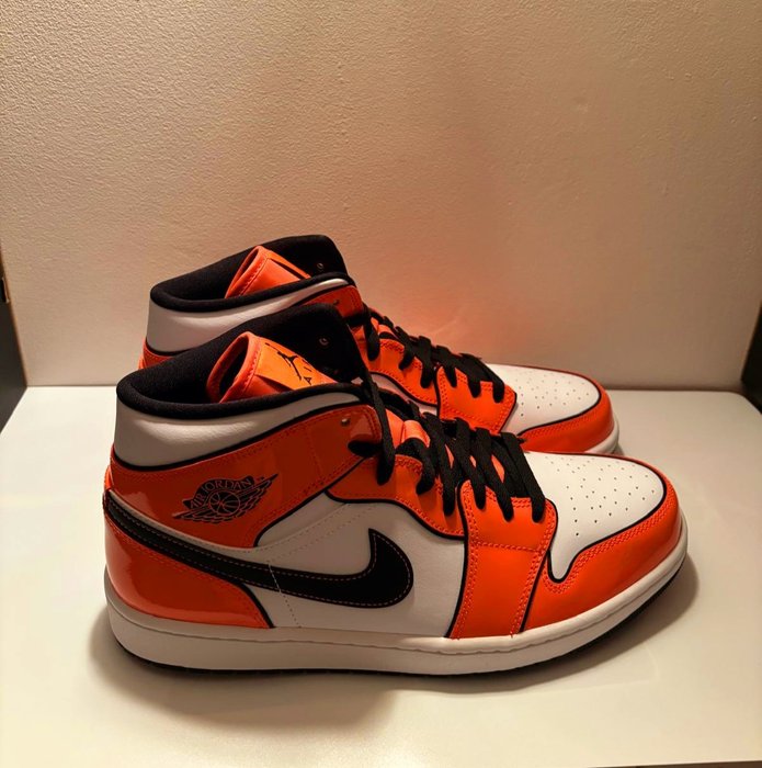 Air Jordan - Air Jordan 1 Mid - Sneakers - Størelse: EU 46 - Nyt med labels