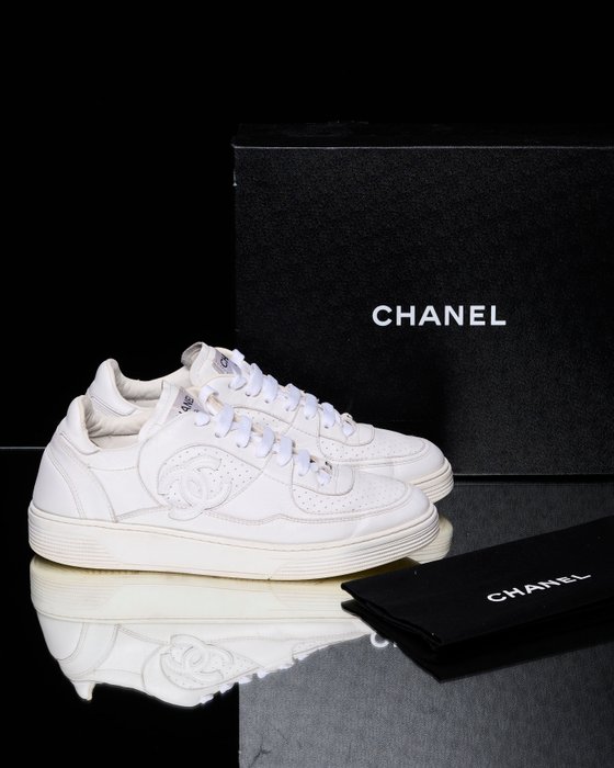 Chanel - Sneakers - Størelse: Shoes / EU 41