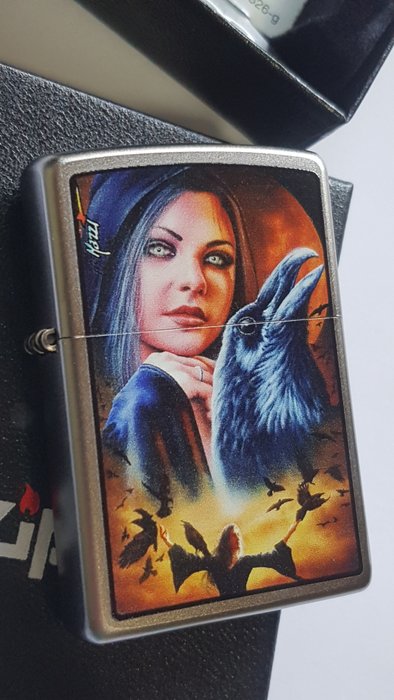 Zippo - Original Zippo Rarität aus der By Mazzi Collection Morrigan - Lighter - Chrome