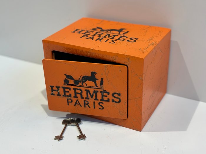 Rob VanMore - Hermes Paris Vault