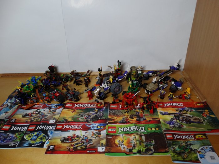 Lego - Ninjago - 70746 + 70745 + 9440 + 70621 + 70753 + 70600 + 70599 + 71700 + 70664 + 70659 + 70660 - 11 Sets o.a. Condrai Copter Attack + Anacondrai Crusher + Venomari Shrine + Lava Falls + Ninja Bike