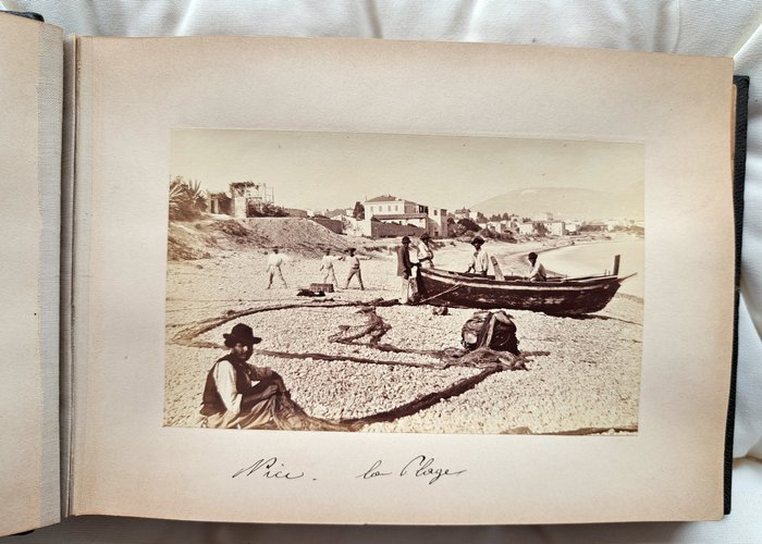 GILETTA Jean ou Joseph - GILETTA : Album de 50 photographies collées de la Côte d'Azur de GILETTA Tirages d’époque 9 x 145 - 1882