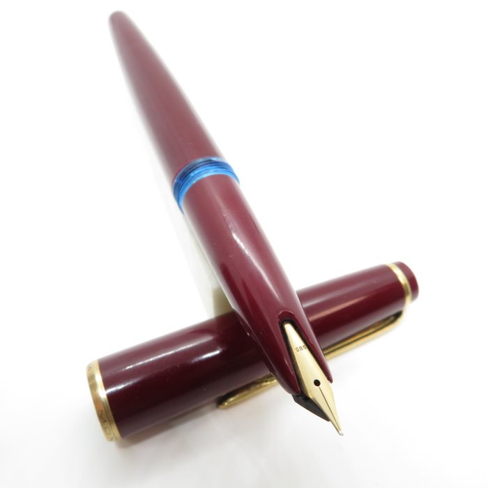 Montblanc - No 34 (bordeaux) - 14K gold nib (F) - Fyldepen