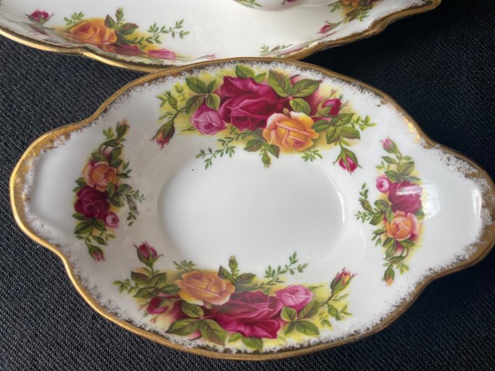 Royal Albert - Kop og underkop (12) - Porcelæn