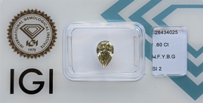 Ingen mindstepris - 1 pcs Diamant  (Naturfarvet)  - 1.60 ct - Pære - Fancy Brunlig, Gullig Grøn - SI2 - International Gemological Institute (IGI)