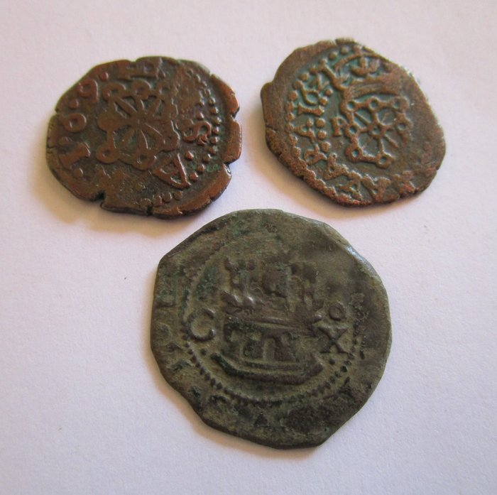 Spanien. Felipe II  Felipe III. 4 Cornados de Pamplona  Y 2 cuartos de cuenca - Lote de 2 monedas  (Ingen mindstepris)