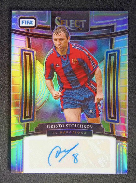 2024 Panini Select FIFA - Hristo Stoitchkov #S-HS Silver Prizm - 1 Card - Næsten så god som ny (NM)