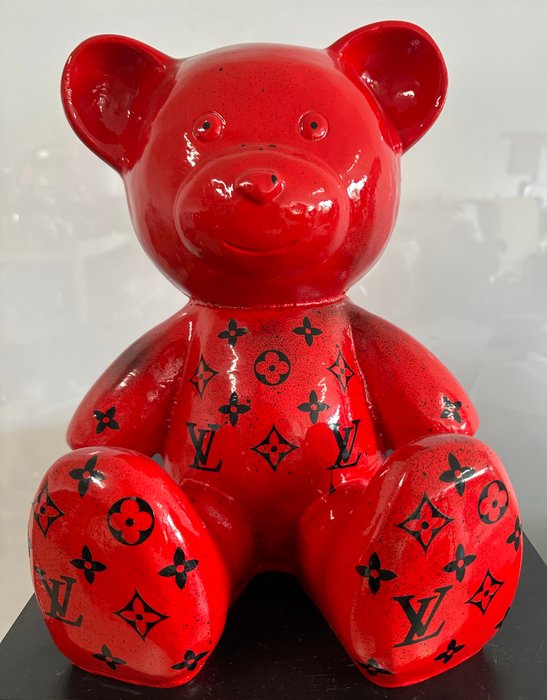 Daluxe Art - 1999 • LV Bear