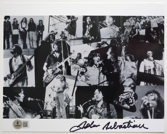 Woodstock (1969), Lovin' Spoonful - John Sebastian - Signed Photo - Beckett COA