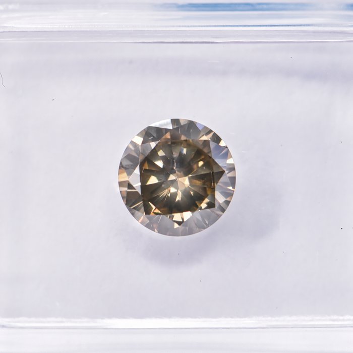 Ingen mindstepris - 1 pcs Diamant  (Naturfarvet)  - 0.95 ct - Rund - Fancy deep Brunlig, Grønlig Gul - SI2 - International Gemological Institute (IGI)