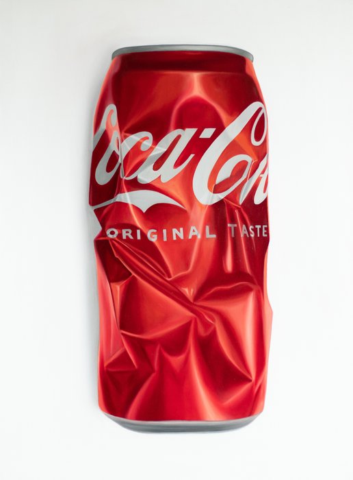 Gennaro Santaniello - Crumpled Elegance: Coca-Cola