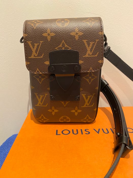 Louis Vuitton - Skuldertaske